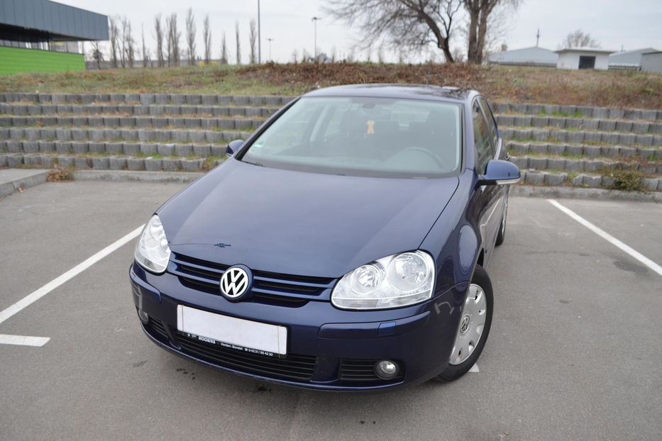 Продам Volkswagen Golf V 2006 года в Киеве