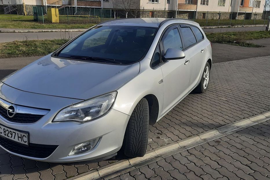 Продам Opel Astra J 2011 года в г. Стрый, Львовская область