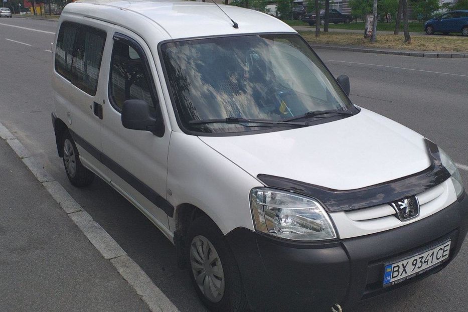 Продам Peugeot Partner пасс. Пассажир 2004 года в Киеве