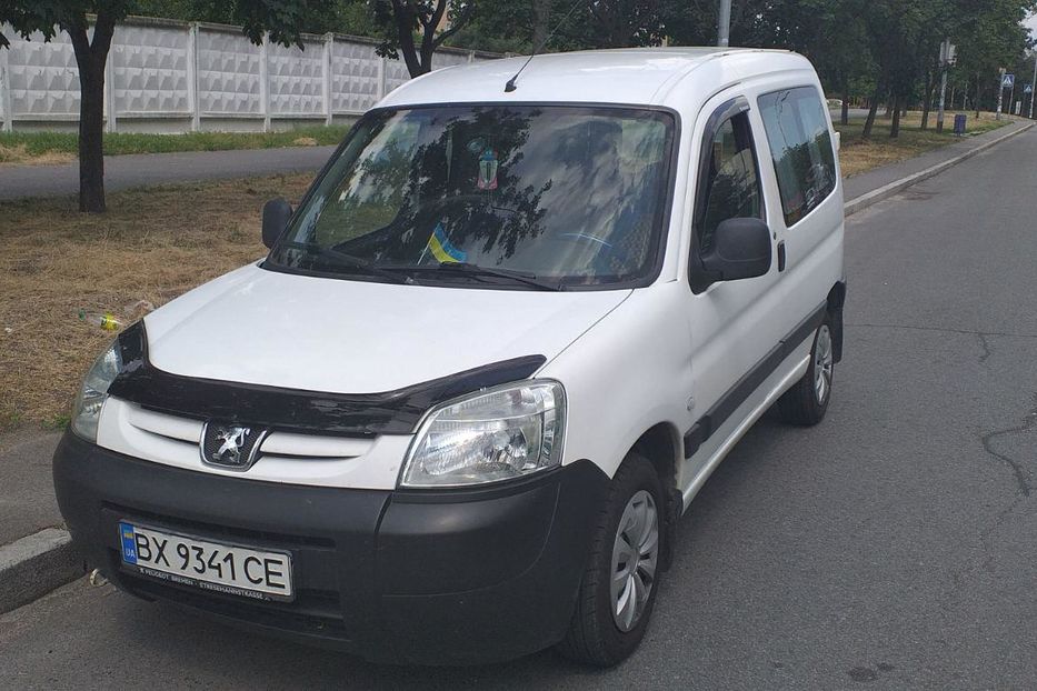 Продам Peugeot Partner пасс. Пассажир 2004 года в Киеве