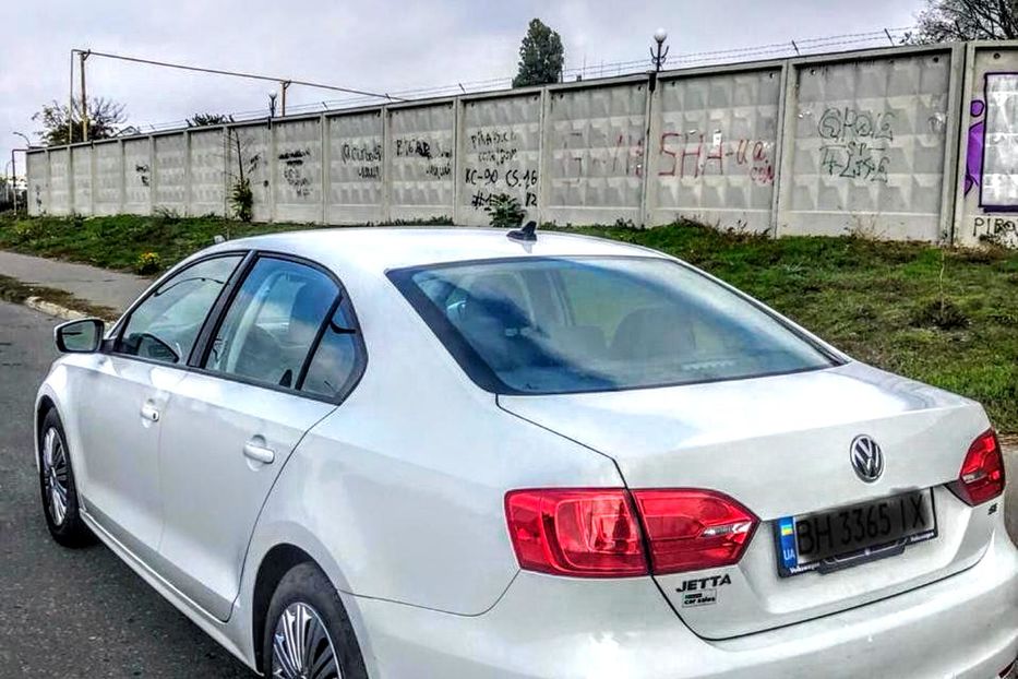 Продам Volkswagen Jetta 2014 года в Одессе