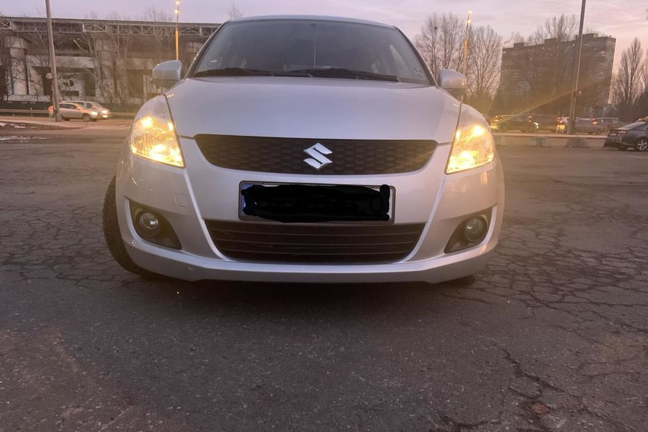 Продам Suzuki Swift SZ-L 2013 года в Киеве