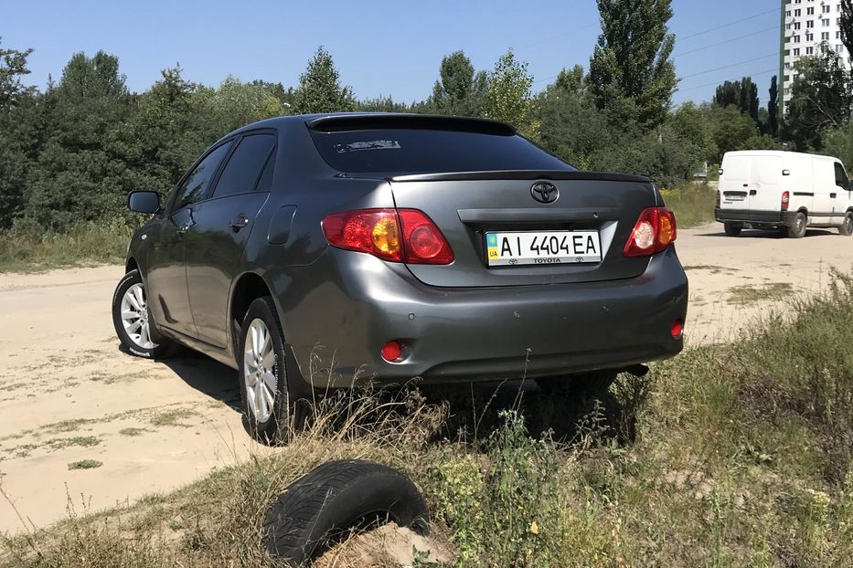 Продам Toyota Corolla 2008 года в Киеве