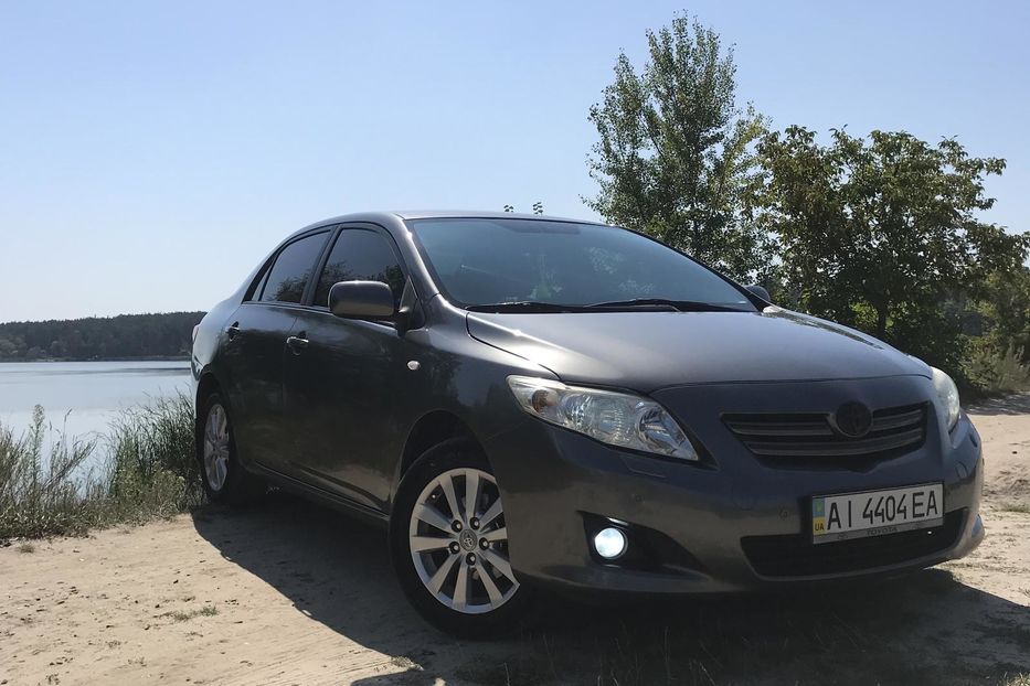 Продам Toyota Corolla 2008 года в Киеве