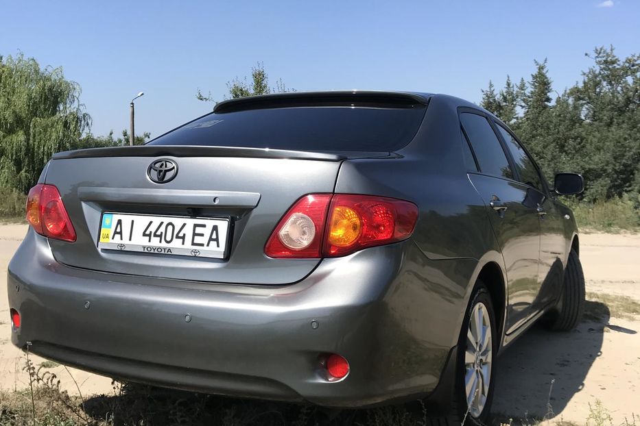 Продам Toyota Corolla 2008 года в Киеве