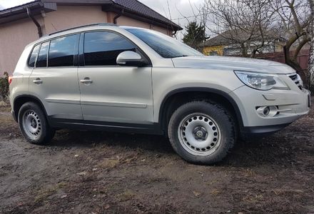 Продам Volkswagen Tiguan 2011 года в Киеве