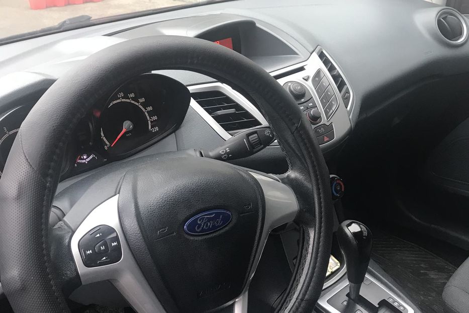 Продам Ford Fiesta 2011 года в Харькове