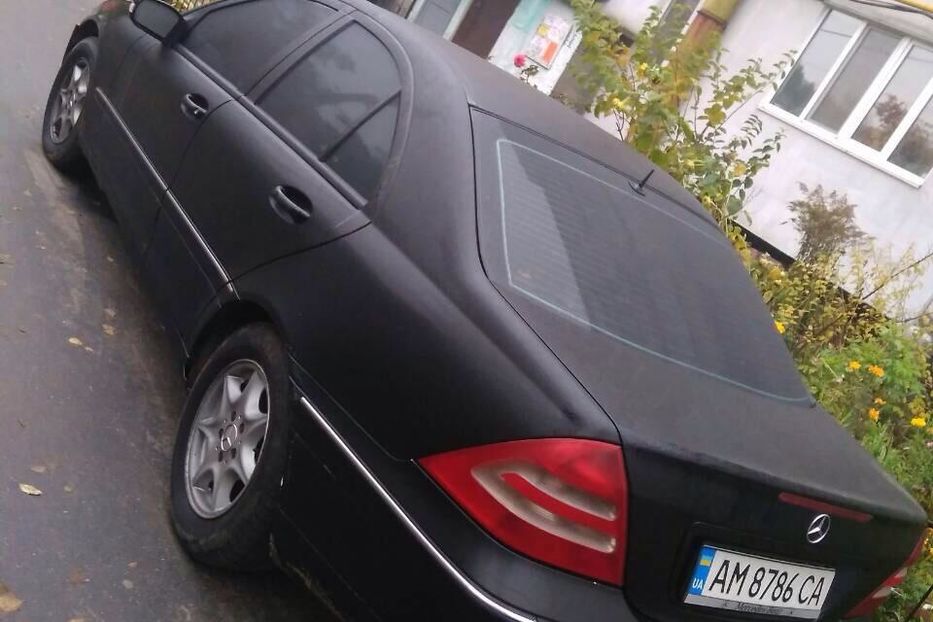 Продам Mercedes-Benz C-Class 180  2002 года в Киеве