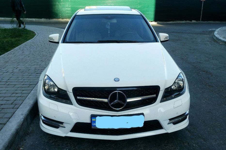 Продам Mercedes-Benz C-Class C250 AMG 2012 года в Киеве