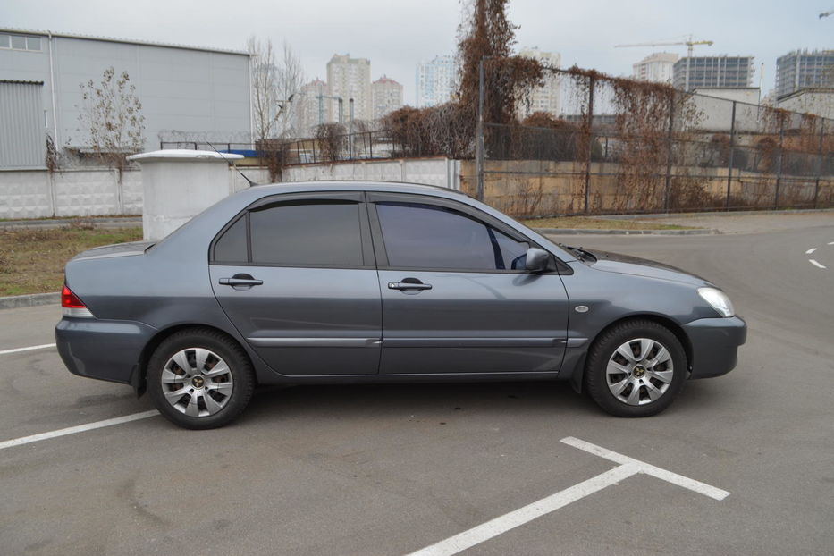 Продам Mitsubishi Lancer 2009 года в Киеве