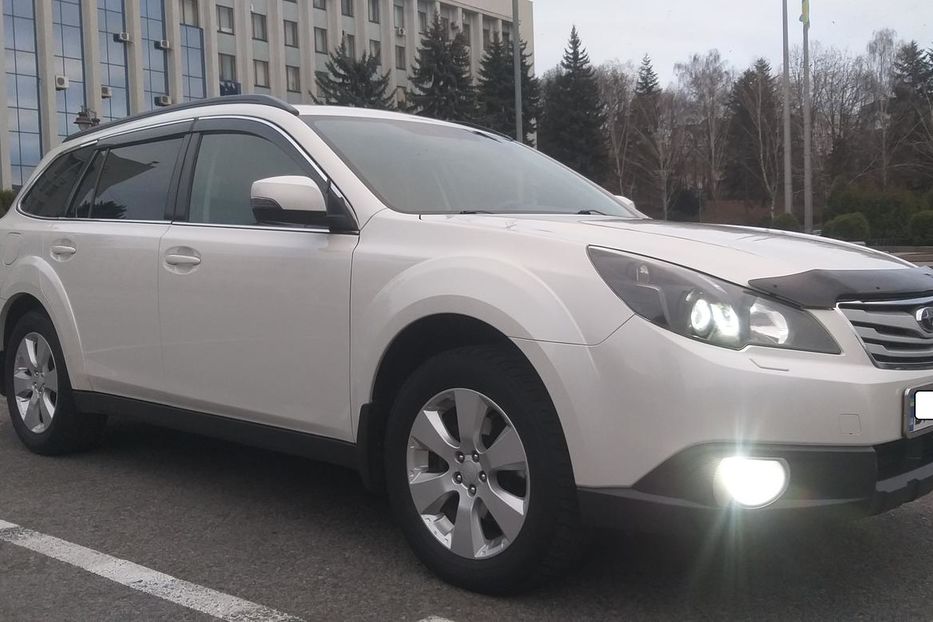 Продам Subaru Outback LIMITED 2013 года в Ровно