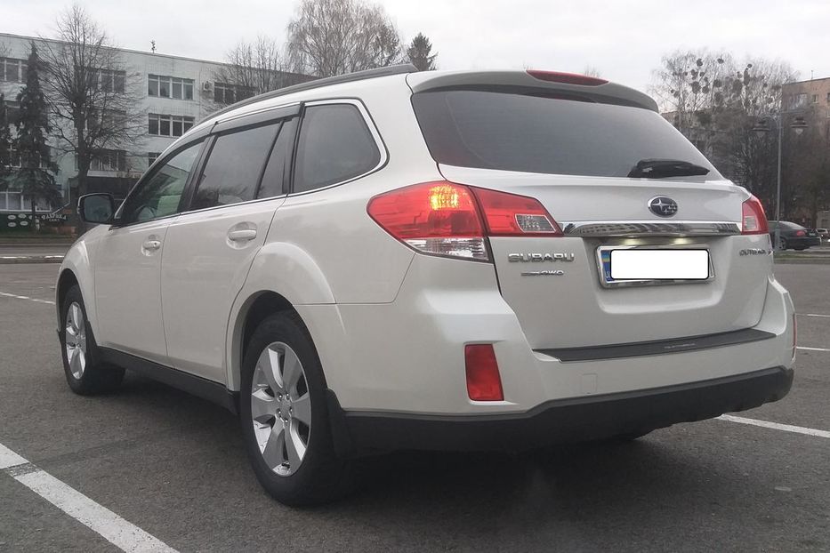 Продам Subaru Outback LIMITED 2013 года в Ровно