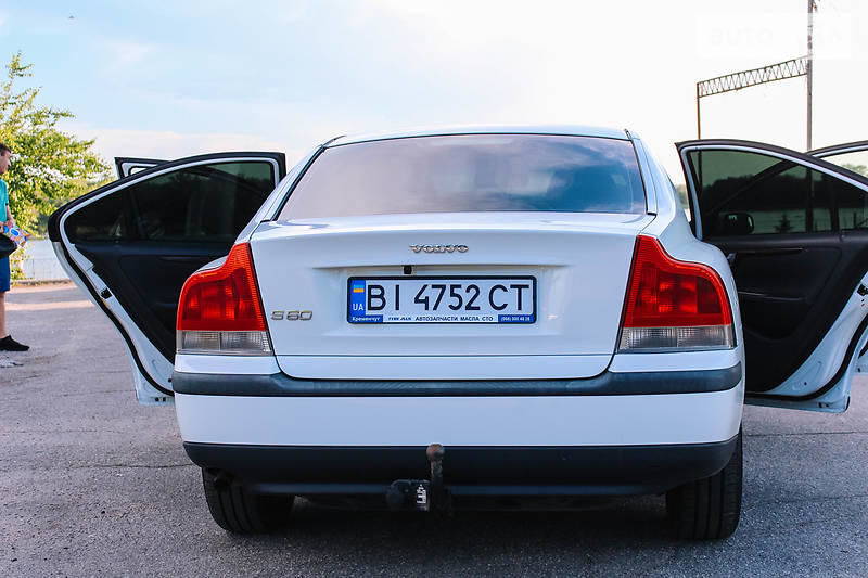 Продам Volvo S60 2003 года в г. Кременчуг, Полтавская область