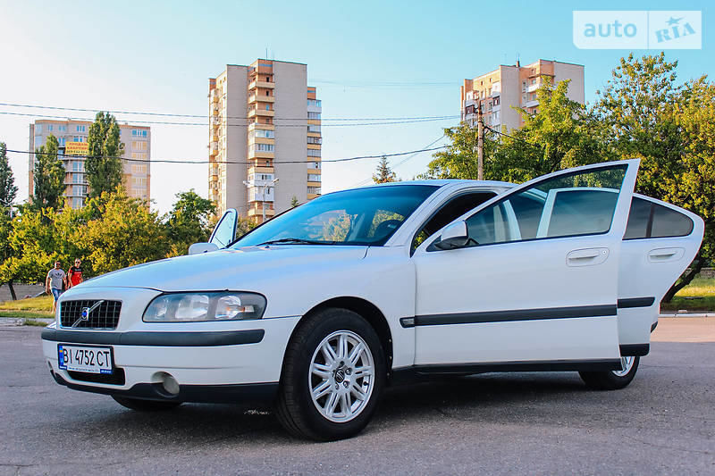 Продам Volvo S60 2003 года в г. Кременчуг, Полтавская область