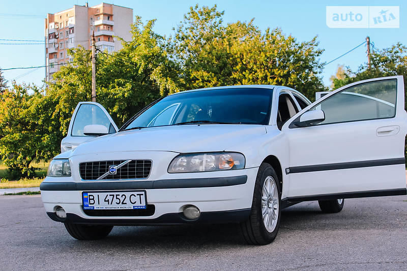 Продам Volvo S60 2003 года в г. Кременчуг, Полтавская область