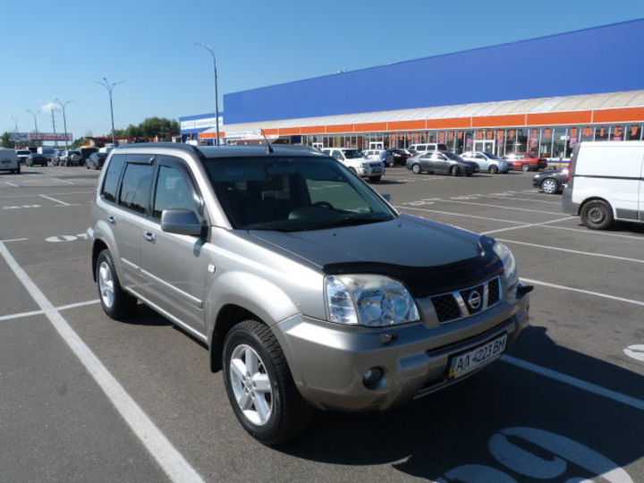 Продам Nissan X-Trail 	Т-30 2006 года в Киеве