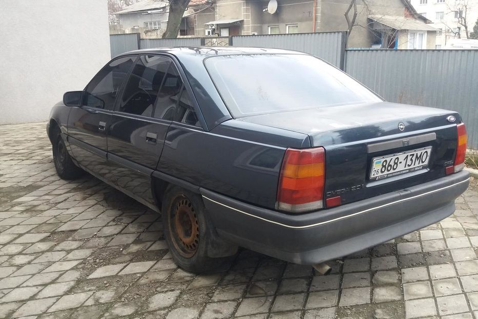 Продам Opel Omega 1990 года в Черновцах