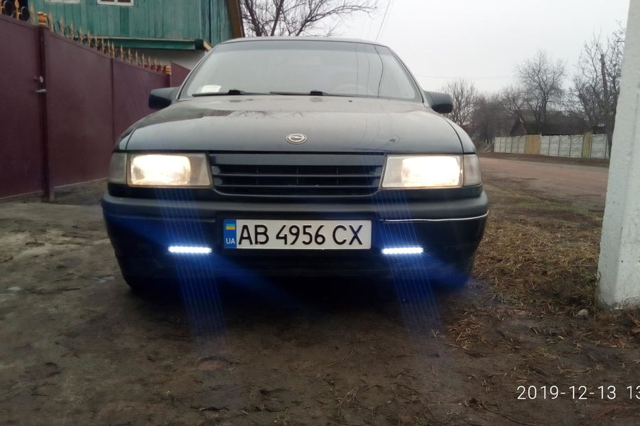 Продам Opel Vectra A 1989 года в г. Носовка, Черниговская область