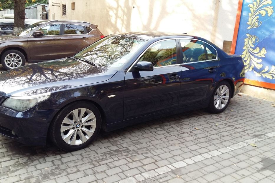 Продам BMW 530 2004 года в Одессе