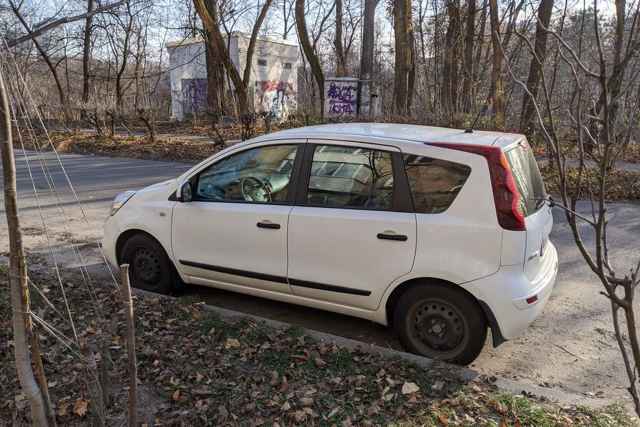 Продам Nissan Note 2012 года в Киеве