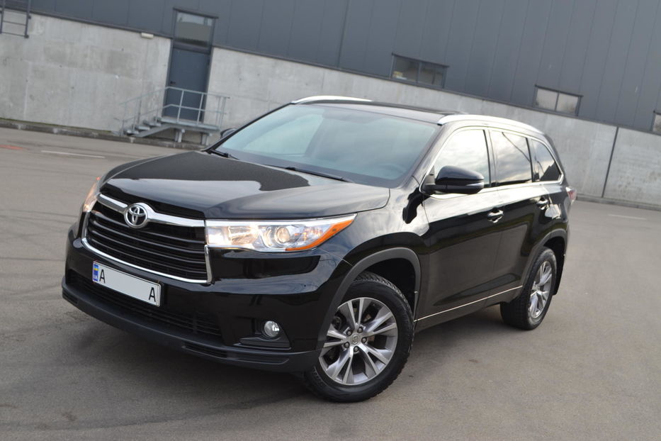 Продам Toyota Highlander 2015 года в Киеве
