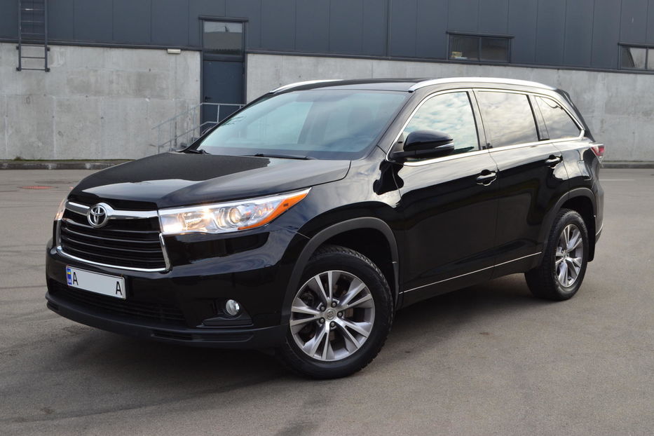 Продам Toyota Highlander 2015 года в Киеве