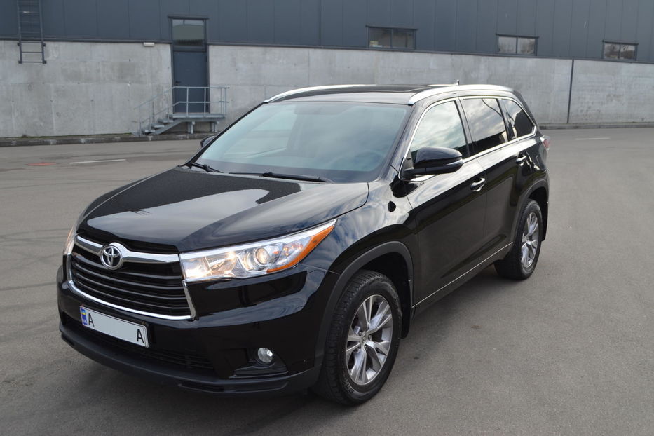 Продам Toyota Highlander 2015 года в Киеве