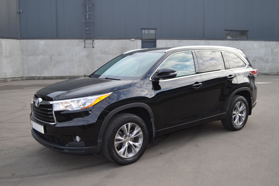 Продам Toyota Highlander 2015 года в Киеве