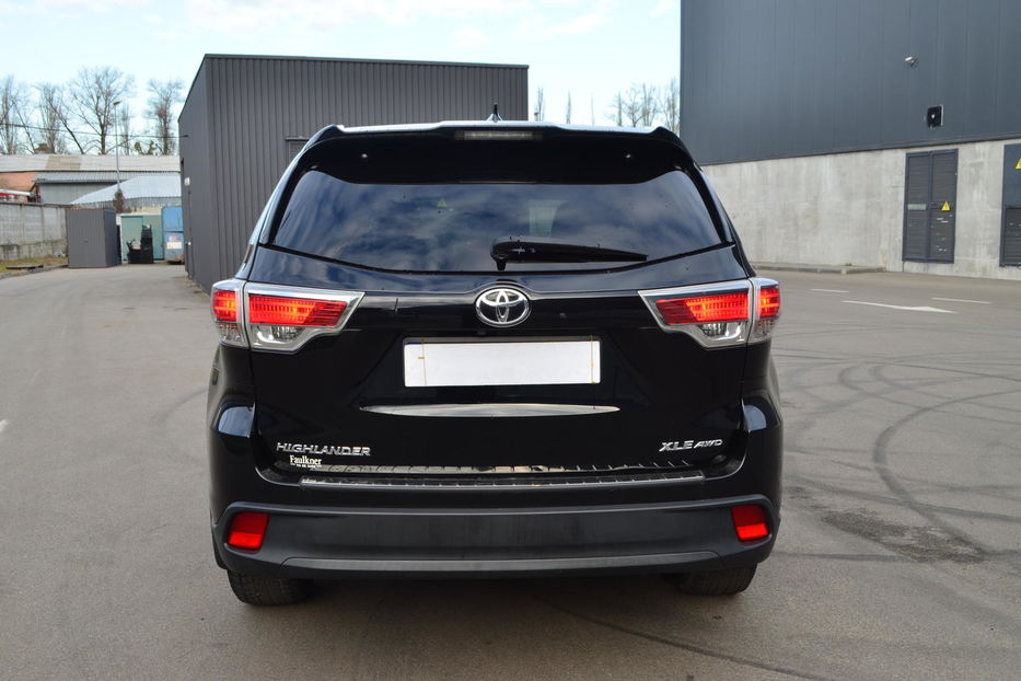 Продам Toyota Highlander 2015 года в Киеве