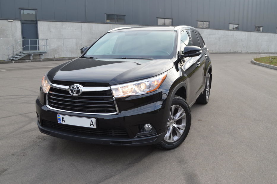 Продам Toyota Highlander 2015 года в Киеве