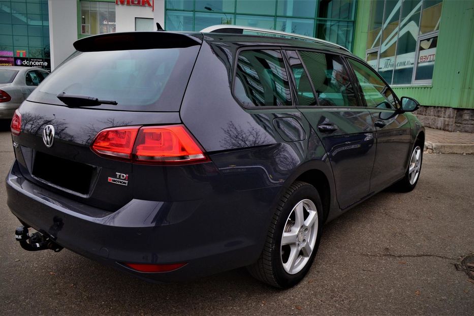 Продам Volkswagen Golf VII LOUNGE 2015 года в Киеве