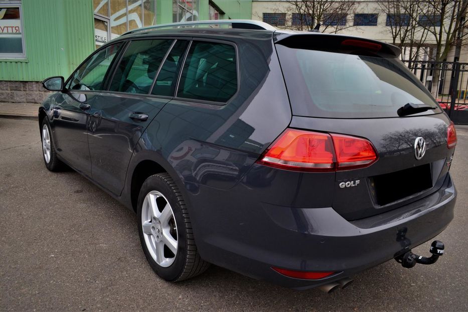 Продам Volkswagen Golf VII LOUNGE 2015 года в Киеве