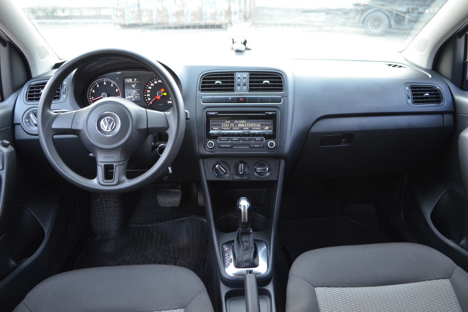 Продам Volkswagen Polo 2013 года в Киеве