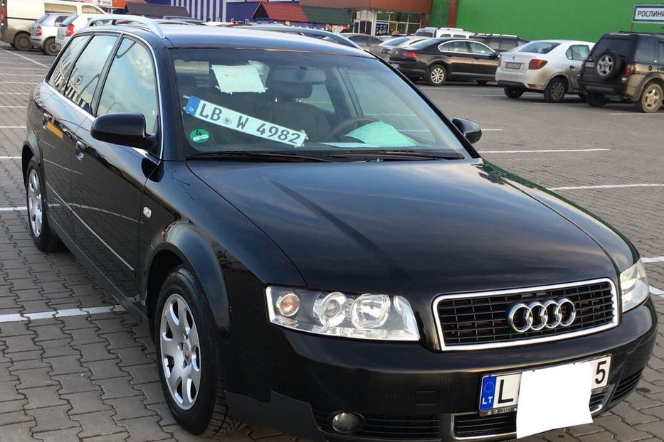 Продам Audi A4 2002 года в Черновцах