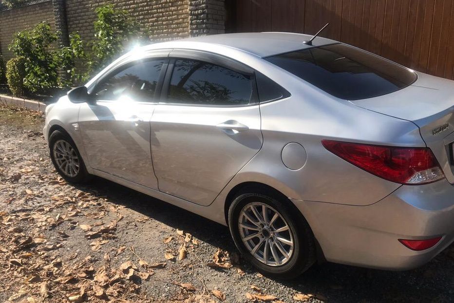 Продам Hyundai Accent  2012 года в Донецке