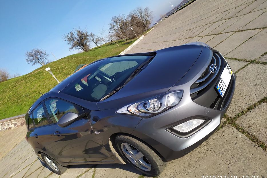 Продам Hyundai i30  2-х зонный климат 2013 года в Херсоне