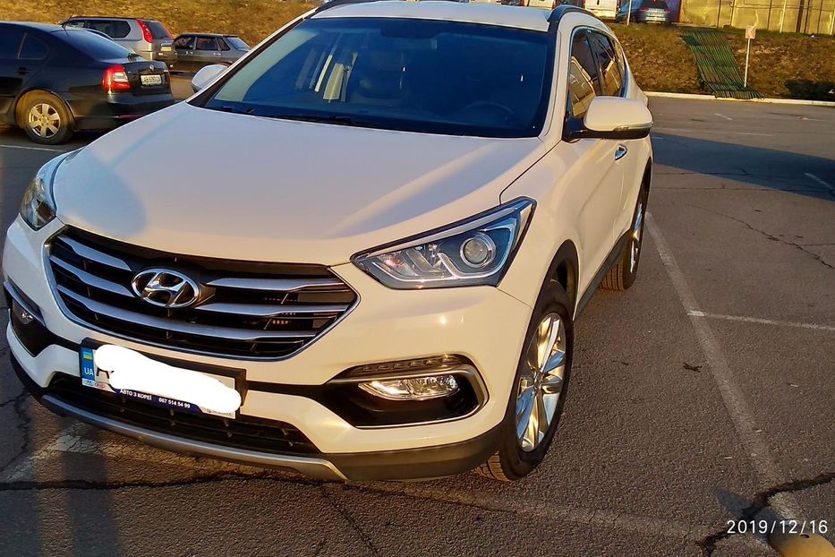 Продам Hyundai Santa FE 2016 года в Виннице