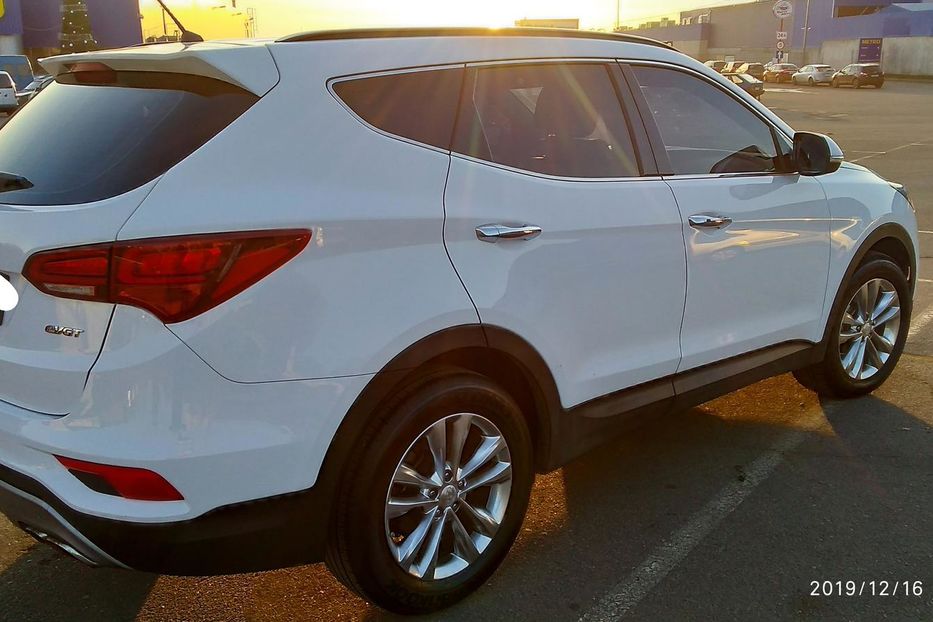 Продам Hyundai Santa FE 2016 года в Виннице