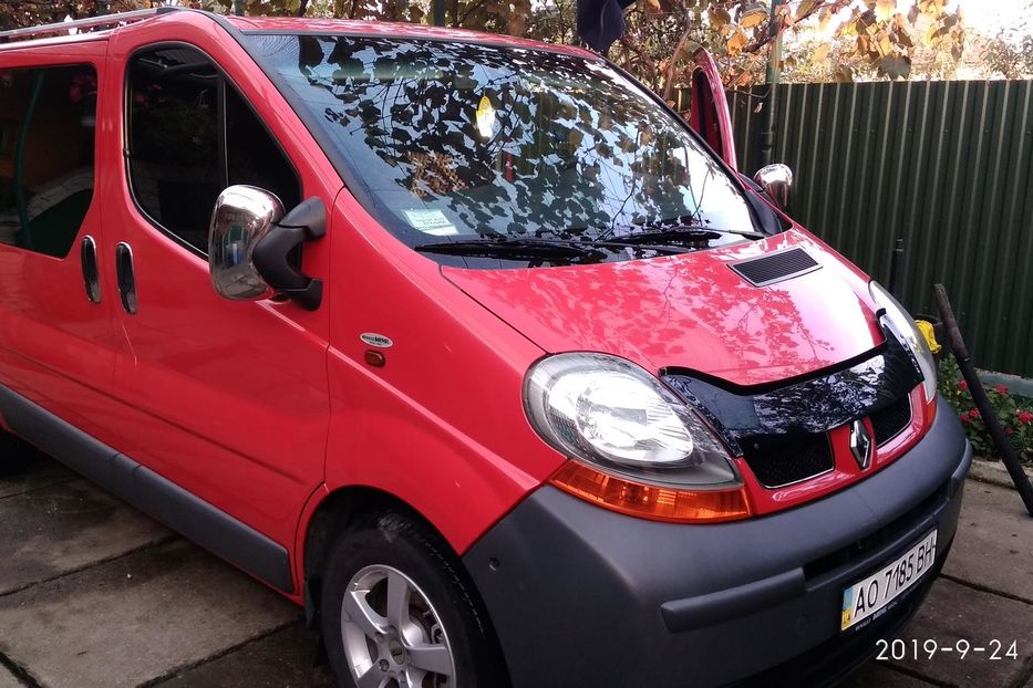 Продам Renault Trafic пасс. 2005 года в Ужгороде