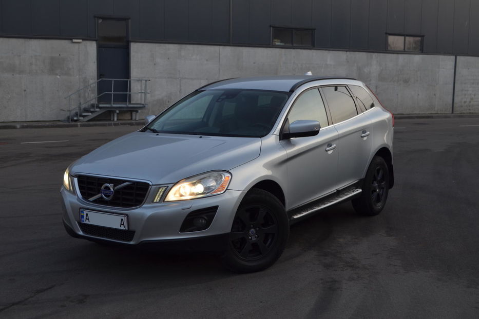 Продам Volvo XC60 D5 2008 года в Киеве