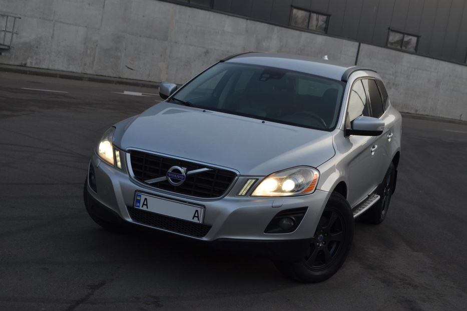 Продам Volvo XC60 D5 2008 года в Киеве