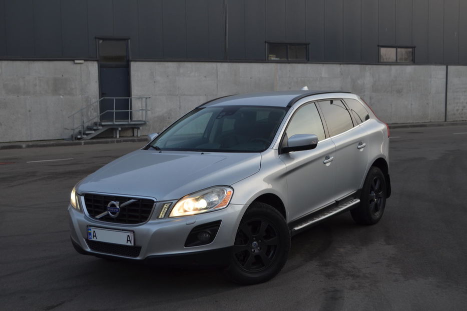 Продам Volvo XC60 D5 2008 года в Киеве