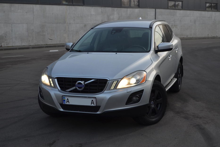 Продам Volvo XC60 D5 2008 года в Киеве