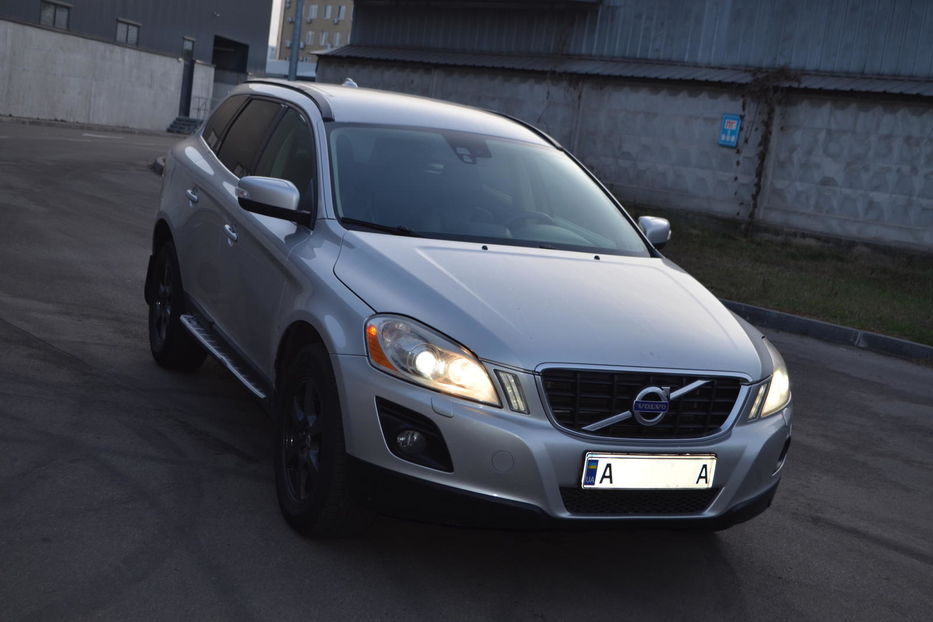 Продам Volvo XC60 D5 2008 года в Киеве