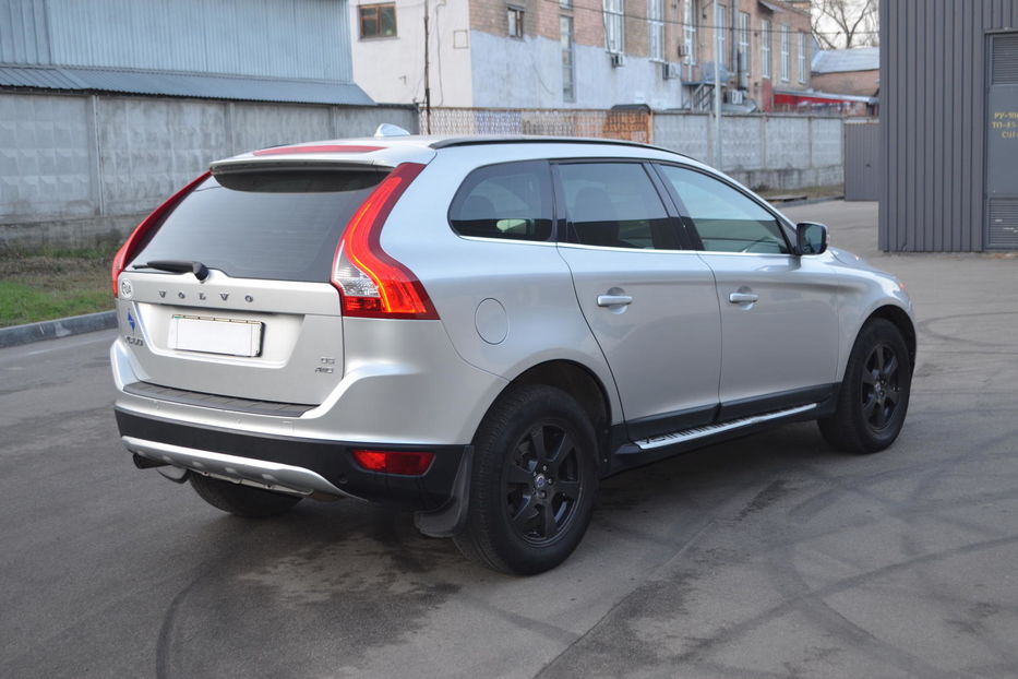 Продам Volvo XC60 D5 2008 года в Киеве