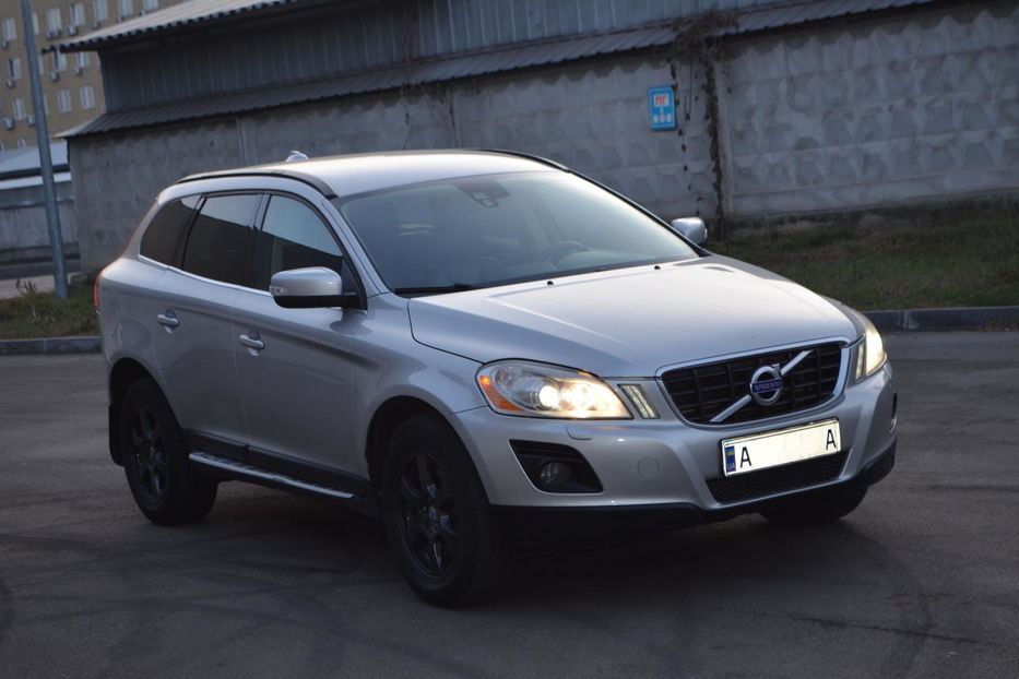 Продам Volvo XC60 D5 2008 года в Киеве