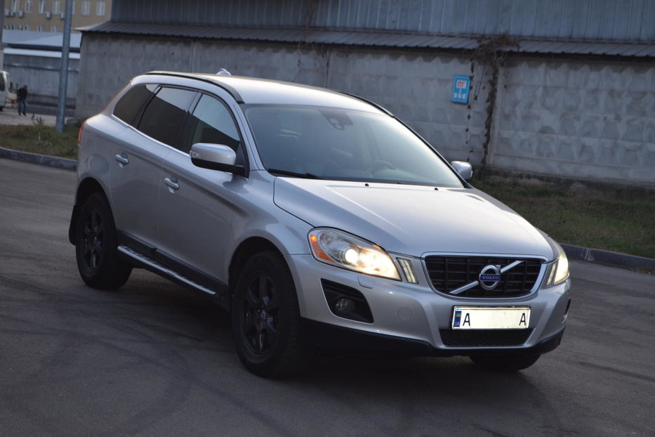 Продам Volvo XC60 D5 2008 года в Киеве