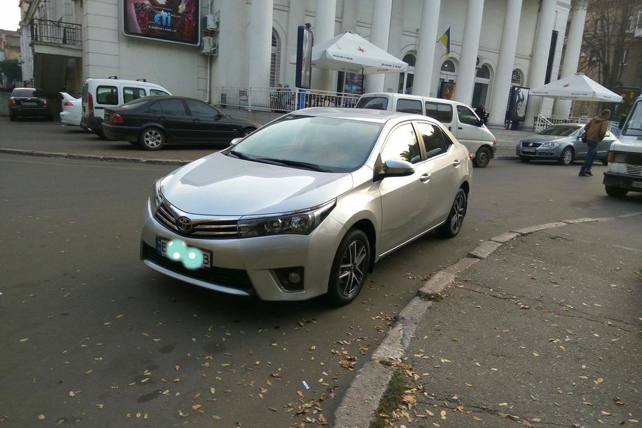 Продам Toyota Corolla 2015 года в Одессе