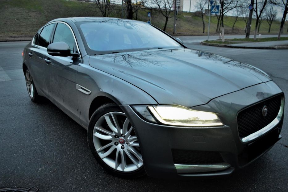 Продам Jaguar XF PREMIUM 2016 года в Киеве