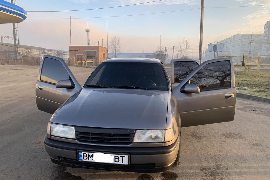 Продам Opel Vectra A 1989 года в Сумах